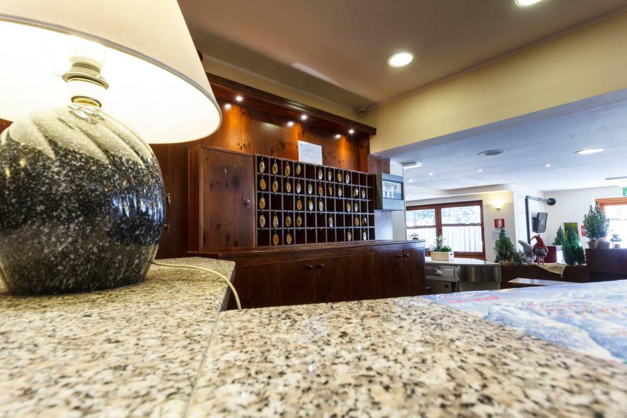 Club Hotel Solaris Cesana Torinese Zewnętrze zdjęcie