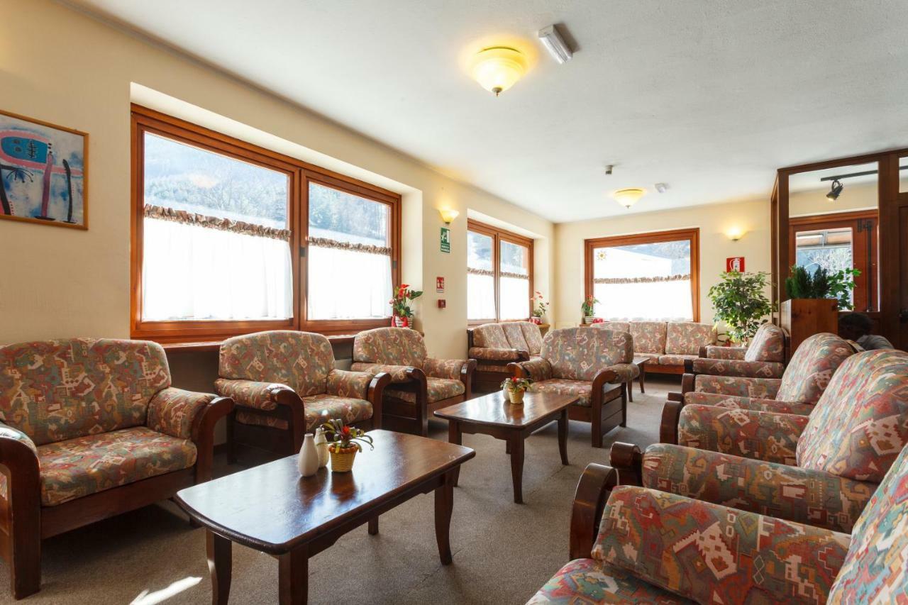 Club Hotel Solaris Cesana Torinese Zewnętrze zdjęcie