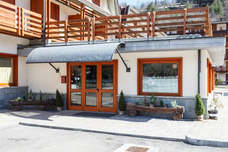 Club Hotel Solaris Cesana Torinese Zewnętrze zdjęcie