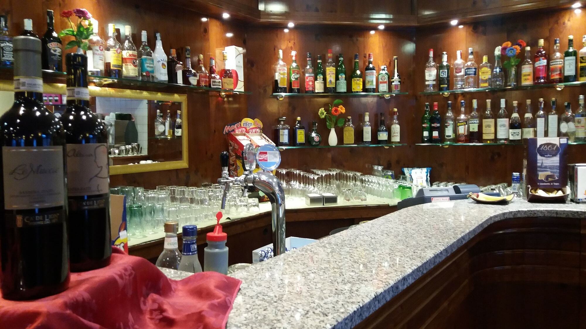 Club Hotel Solaris Cesana Torinese Zewnętrze zdjęcie
